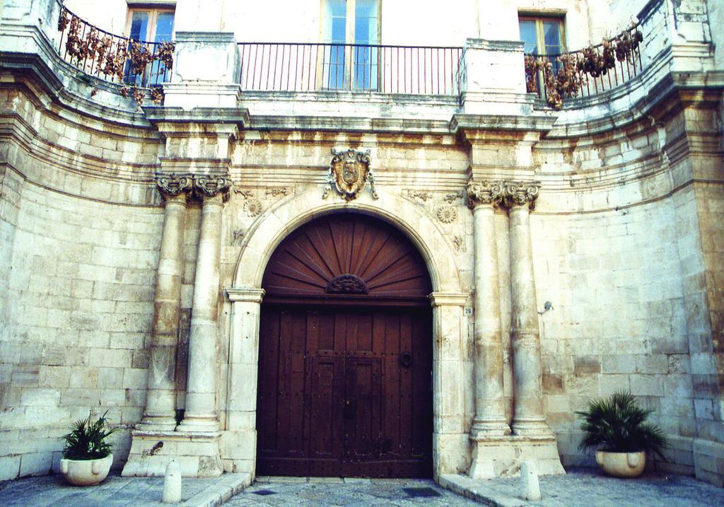 Palazzo Moccia Otel Rutigliano Dış mekan fotoğraf